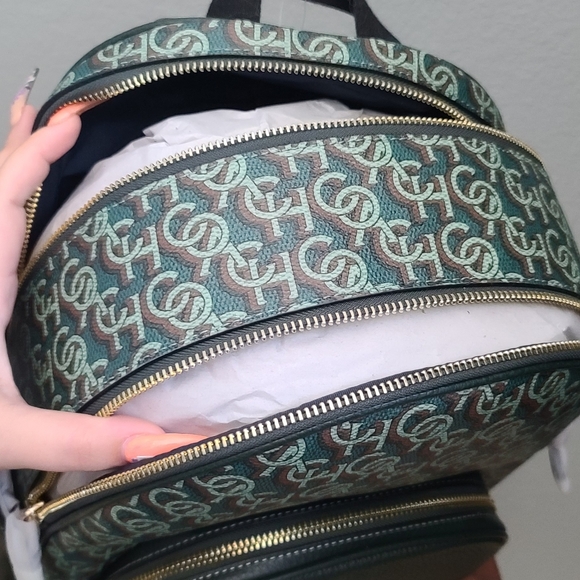 Green Gold Print Court Backpack With Coach Monogram Print & Wristlet - Picture 8 of 12